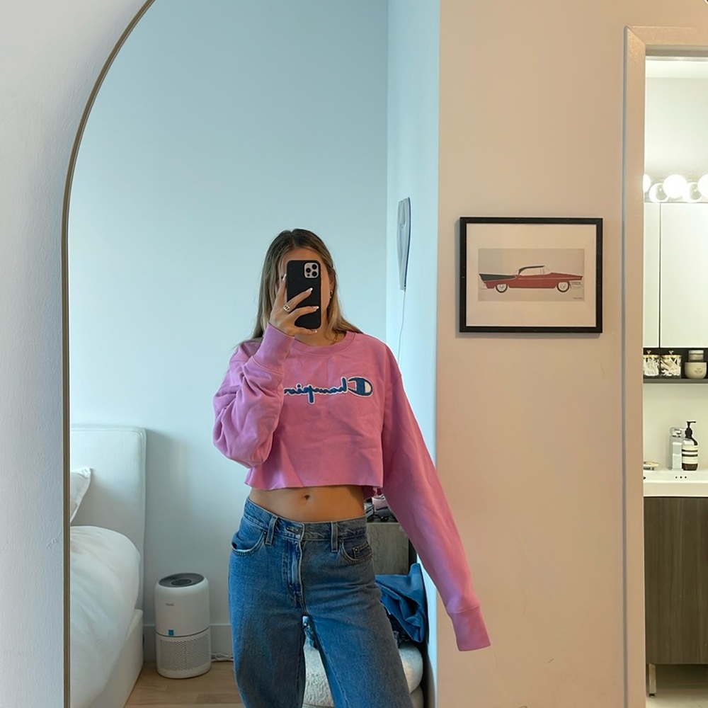 Cropped pink champion crewneck